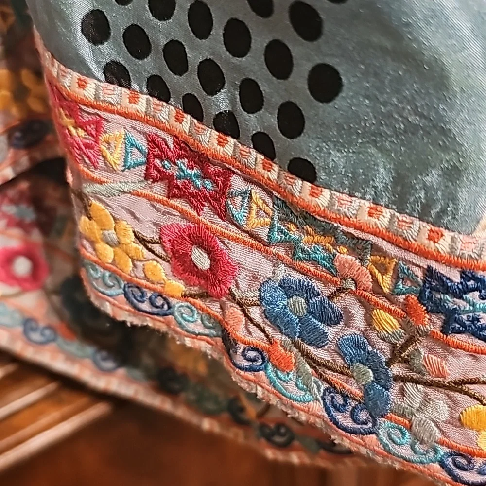 JOHNNY WAS DREAMER PRINT REVERSIBLE SILK  KIMONO W/EMBROIDERY SZ. MD! - Picture 15 of 16